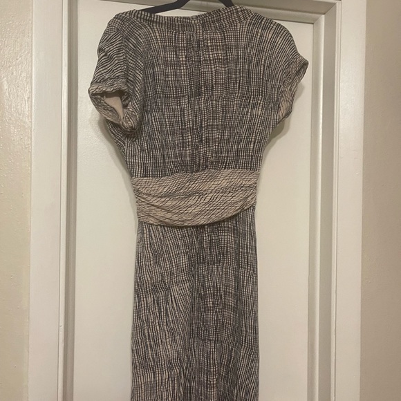 Deletta wavering grid midi dress - Picture 3 of 4